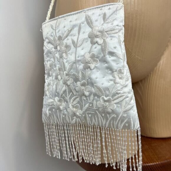 Vintage Handmade White Beaded Floral Fringe Boho Crossbody Bag Purse Bridal - Picture 1 of 16